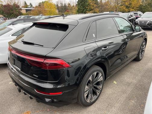 2026 Audi Q8 55 Premium Plus