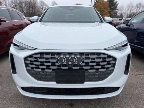 2025 Audi Q5 Premium Plus TFSI quattro S tronic