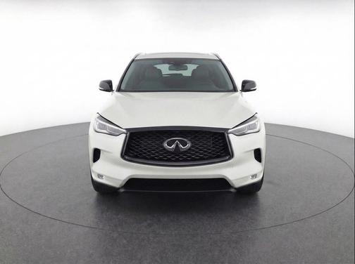2022 INFINITI QX50 LUXE AWD