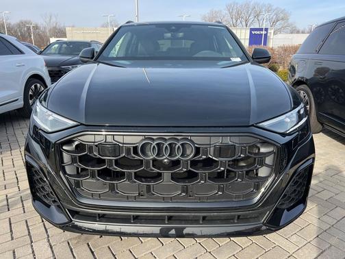 2026 Audi Q8 55 Premium Plus