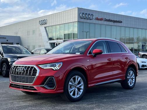 2025 Audi Q3 Premium 45 TFSI S line quattro Tiptronic