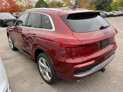 2025 Audi Q5 Premium Plus TFSI quattro S tronic