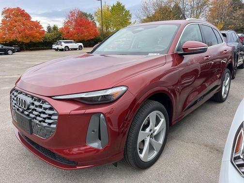 2025 Audi Q5 Premium Plus TFSI quattro S tronic