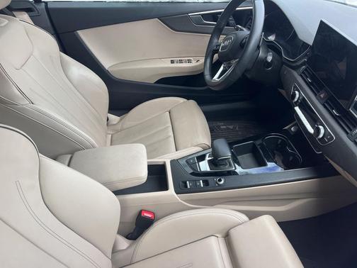 2024 Audi A5 Premium 45 TFSI S line quattro S tronic