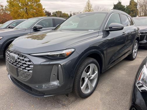 2025 Audi Q5 Premium Plus TFSI quattro S tronic