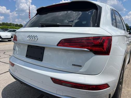 2022 Audi Q5 45 S line Premium Plus