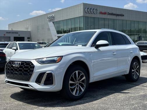 2022 Audi Q5 45 S line Premium Plus
