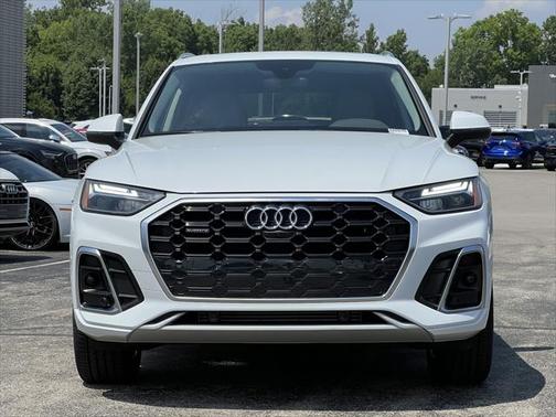 2022 Audi Q5 45 S line Premium Plus