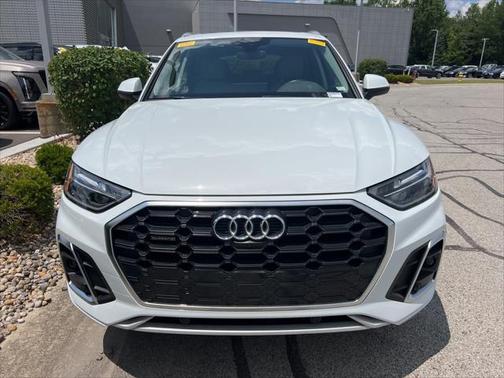 2022 Audi Q5 45 S line Premium Plus