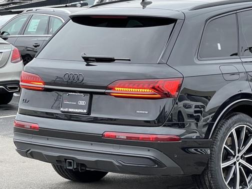 2023 Audi Q7 55 Prestige