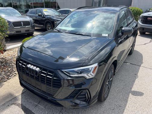 2025 Audi Q3 45 S line Premium Plus