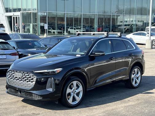 2025 Audi Q5 Premium Plus TFSI quattro S tronic