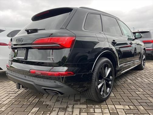 2025 Audi Q7 55 Prestige