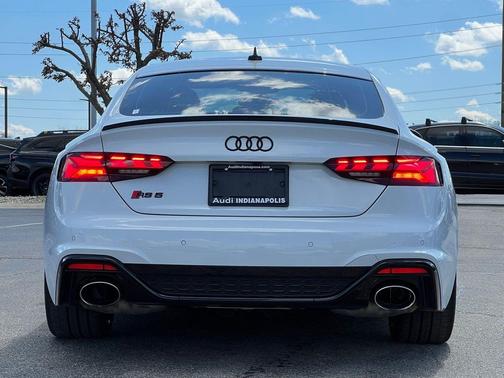 Glacier White Metallic 2024 Audi RS 5 2.9T