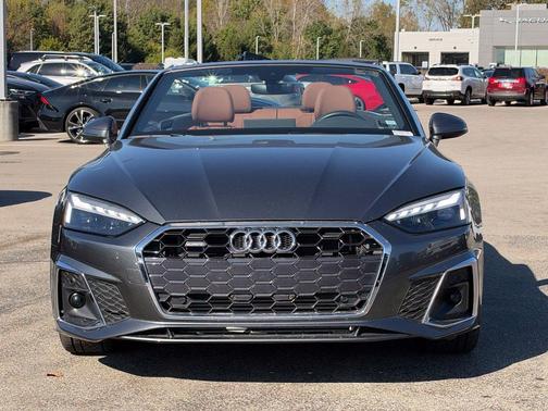 Daytona Gray Pearl Effect/Black Roof 2024 Audi A5 Premium 45 TFSI S line quattro S tronic