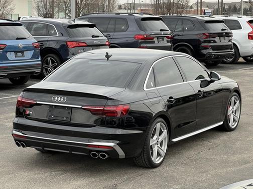 2024 Audi S4 Premium Plus TFSI quattro Tiptronic