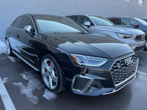 2024 Audi S4 Premium Plus TFSI quattro Tiptronic