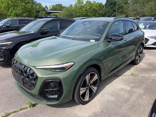 District Green Metallic 2026 Audi SQ5 3.0T Premium Plus