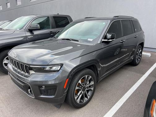 2022 Jeep Grand Cherokee Overland