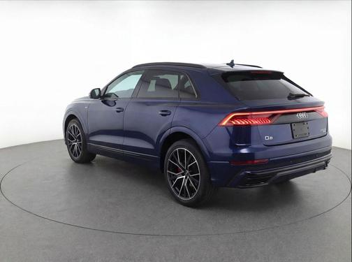 Waitomo Blue Metallic 2023 Audi Q8 55 Prestige