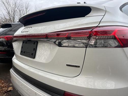 2025 Audi Q4 e-tron Premium