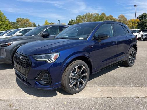 2025 Audi Q3 45 S line Premium Plus