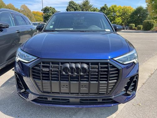 2025 Audi Q3 45 S line Premium Plus