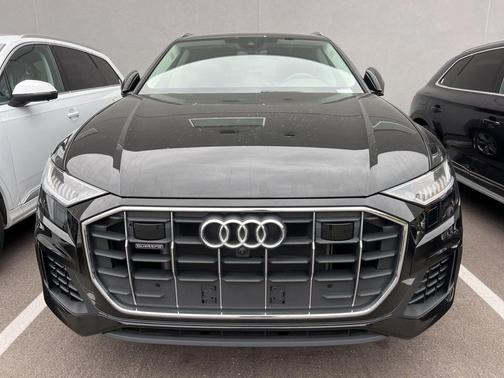 2023 Audi Q8 55 Premium Plus