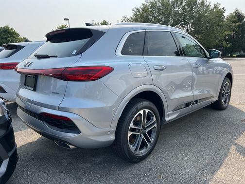 2025 Audi Q5 Premium Plus