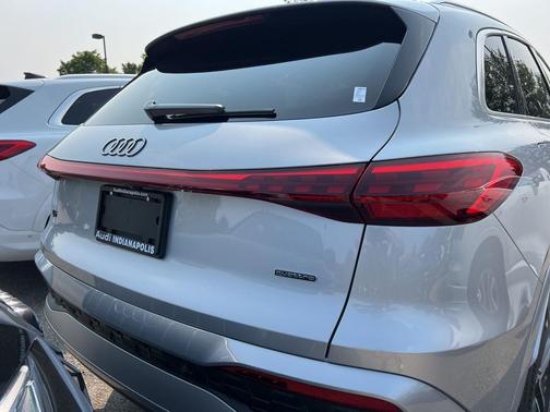 2025 Audi Q5 Premium Plus