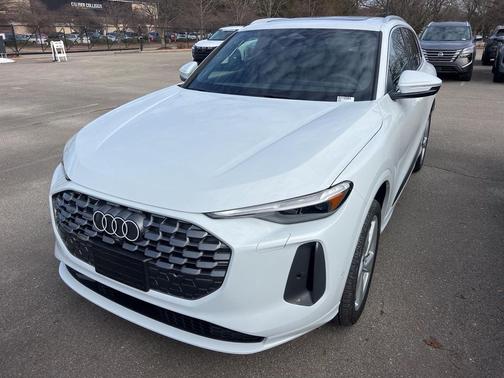 2025 Audi Q5 Premium Plus TFSI quattro S tronic