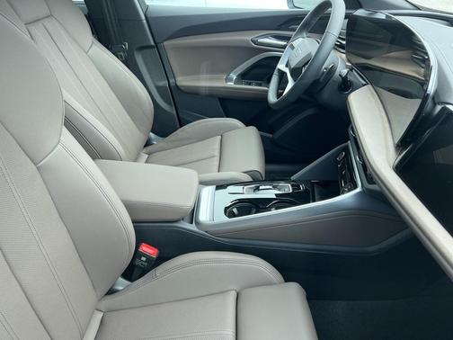 2025 Audi Q5 Prestige