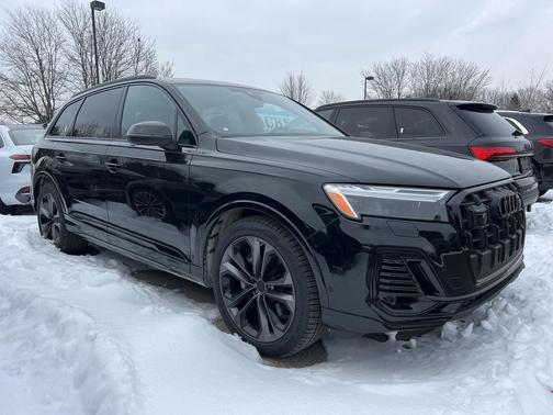 2026 Audi Q7 55 Premium Plus