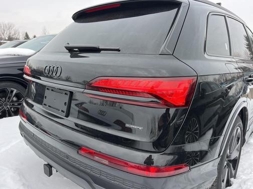 2026 Audi Q7 55 Premium Plus