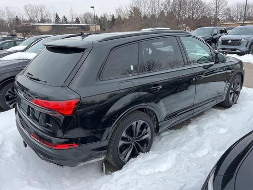2026 Audi Q7 55 Premium Plus