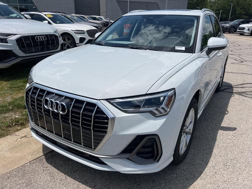 2025 Audi Q3 45 S line Premium Plus