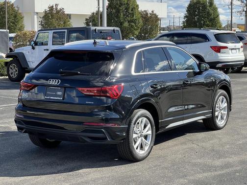 2025 Audi Q3 Premium 45 TFSI S line quattro Tiptronic