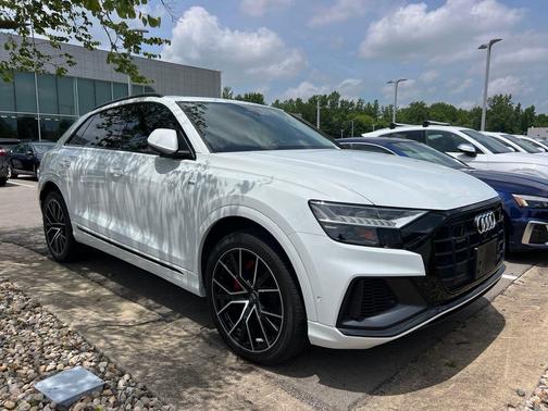 Glacier White Metallic 2019 Audi Q8 3.0T Premium