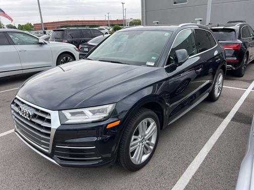 Moonlight Blue Metallic 2019 Audi Q5 2.0T Premium Plus