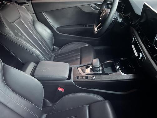 2024 Audi A5 Premium 45 TFSI S line quattro S tronic