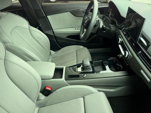 Ibis White 2023 Audi A4 45 S line Premium Plus