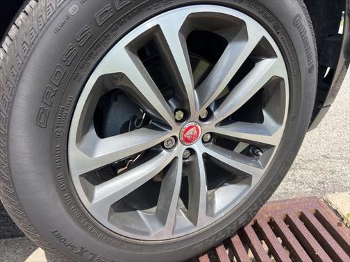 2019 Jaguar F-PACE 25t Premium