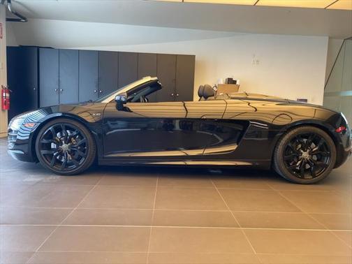 2012 Audi R8 5.2 quattro