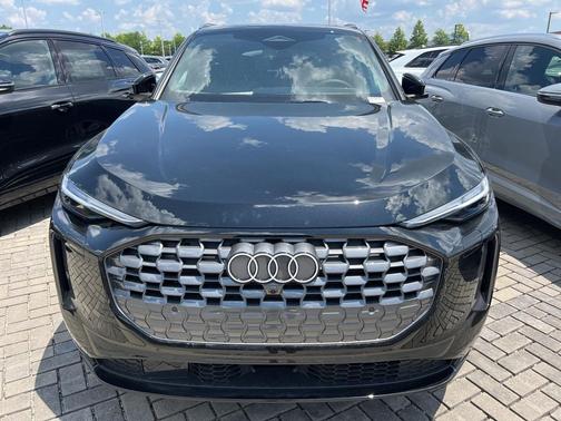 2025 Audi Q5 Premium Plus