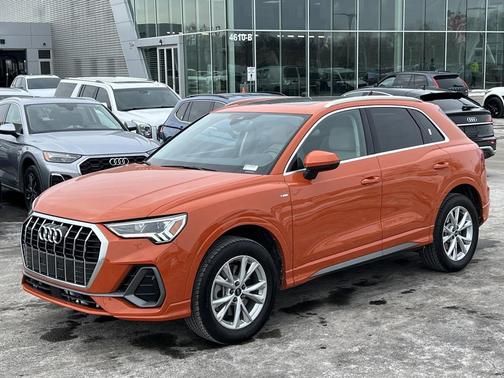 2025 Audi Q3 Premium 45 TFSI S line quattro Tiptronic