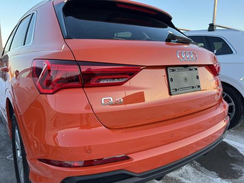 2025 Audi Q3 Premium 45 TFSI S line quattro Tiptronic