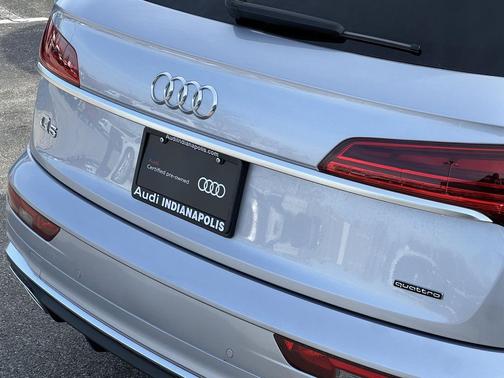 2023 Audi Q5 55 S line Premium Plus