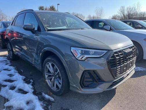 2025 Audi Q3 Premium 45 TFSI S line quattro Tiptronic