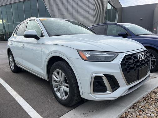 2023 Audi Q5 45 S line Premium