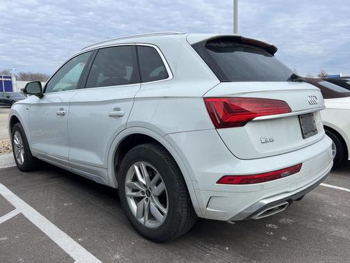 2023 Audi Q5 45 S line Premium